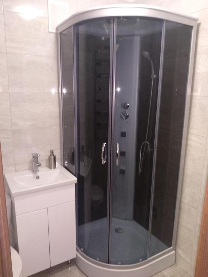 Apartment In The Center Ивано-Франкивск Екстериор снимка